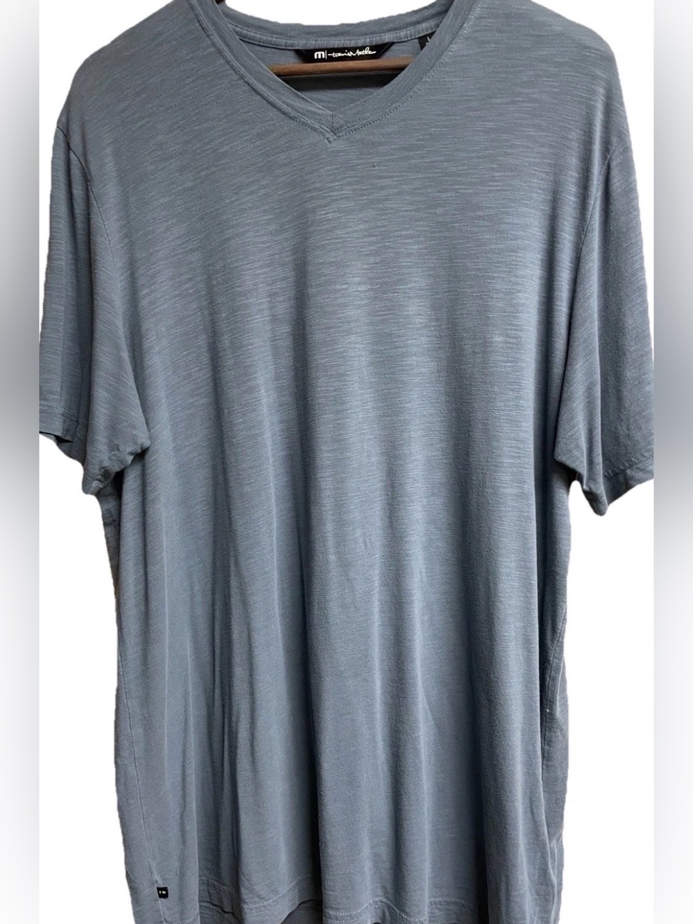 Travis Mathew Men's V-Neck Tee in Slate Gray